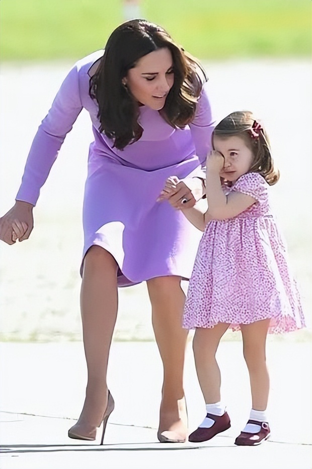 威廉哈里梅根生孩子了吗,威廉哈里梅根生日