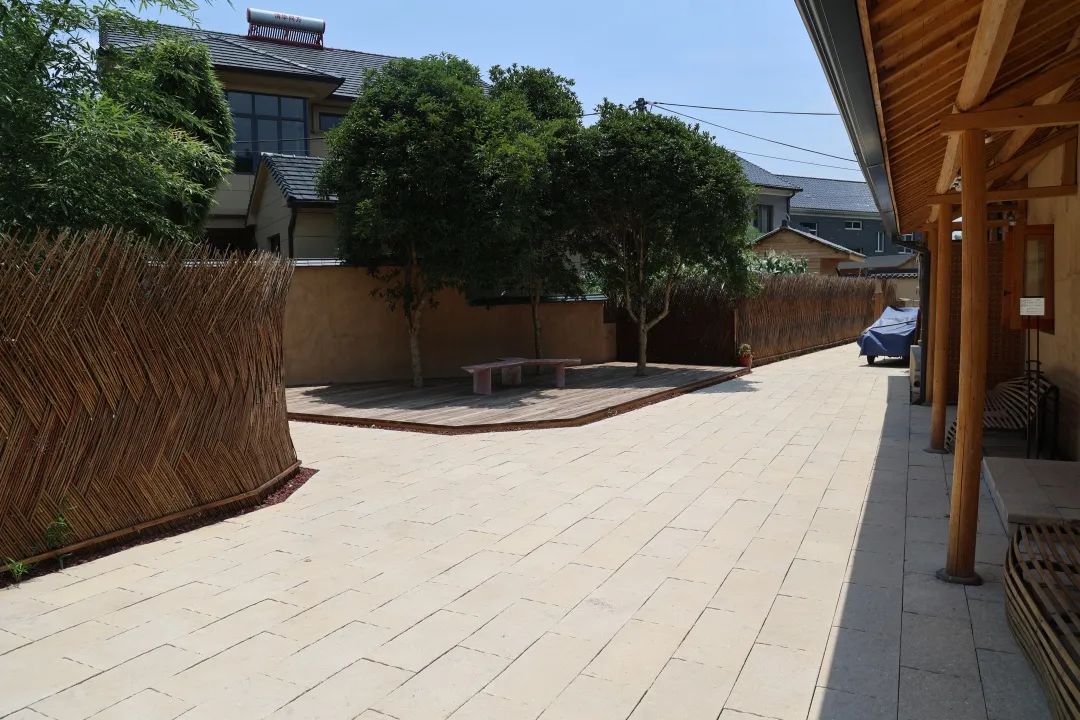 融·编织馆：小山村里的艺术之光