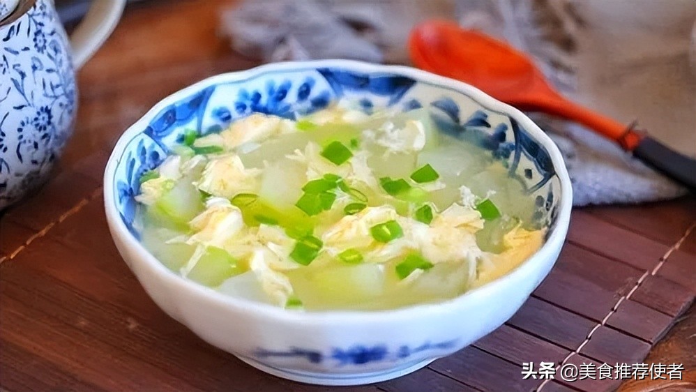 莲藕红枣花生核桃一起吃的功效,莲藕花生核桃香菇可以一起煲汤吗