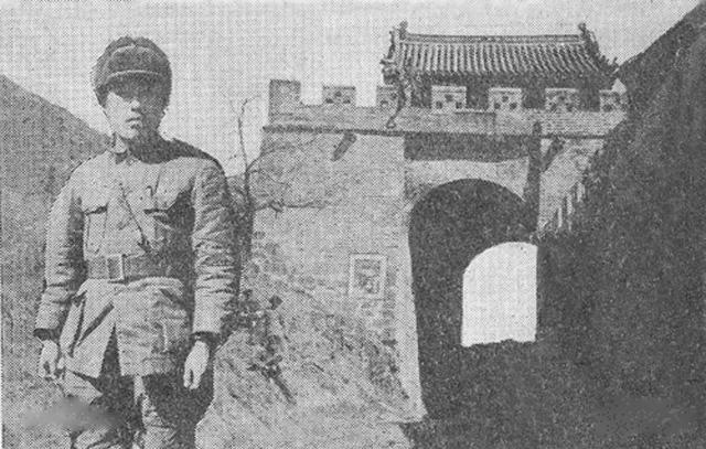 1950年，起义将领郑洞国想回家种地，周总理阻止：这是浪费人才