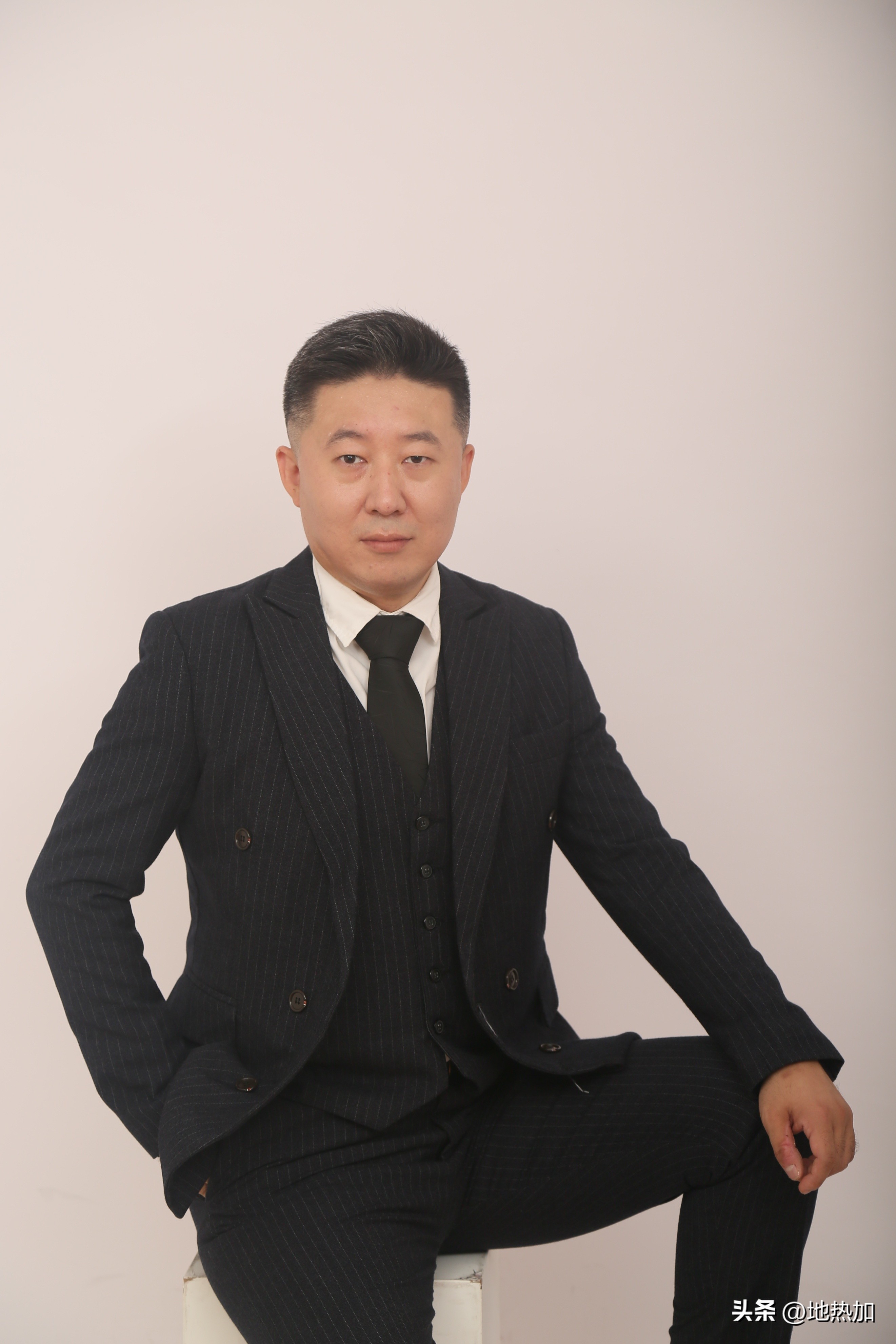 华清荣益王小健：期待豹变