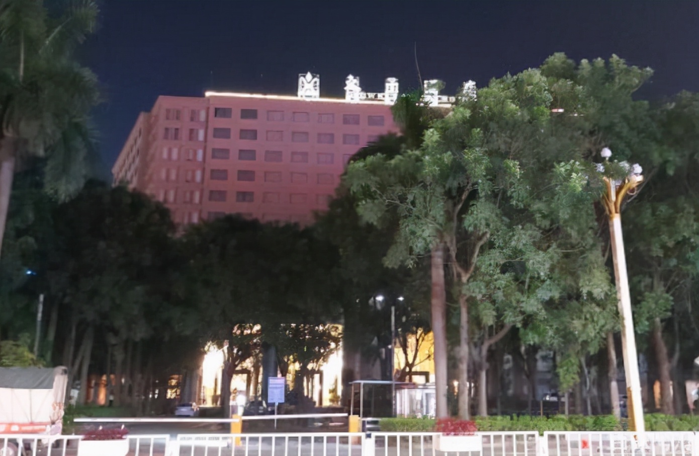 曾经一房难求、周末爆满的太子酒店，如今怎样了？住客评价：安静