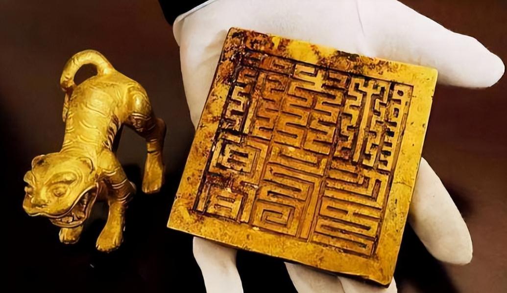 男子在江中捡到金锭,村民河边捡到金子价值3亿