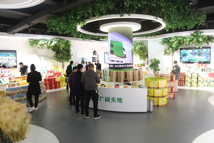 渭南市优势农特产品产销对接暨农特产品西安展销体验馆运营发布会在西安举行