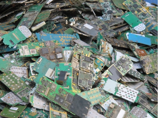 旧手机换菜刀的禁忌,旧手机换盆你还敢换吗