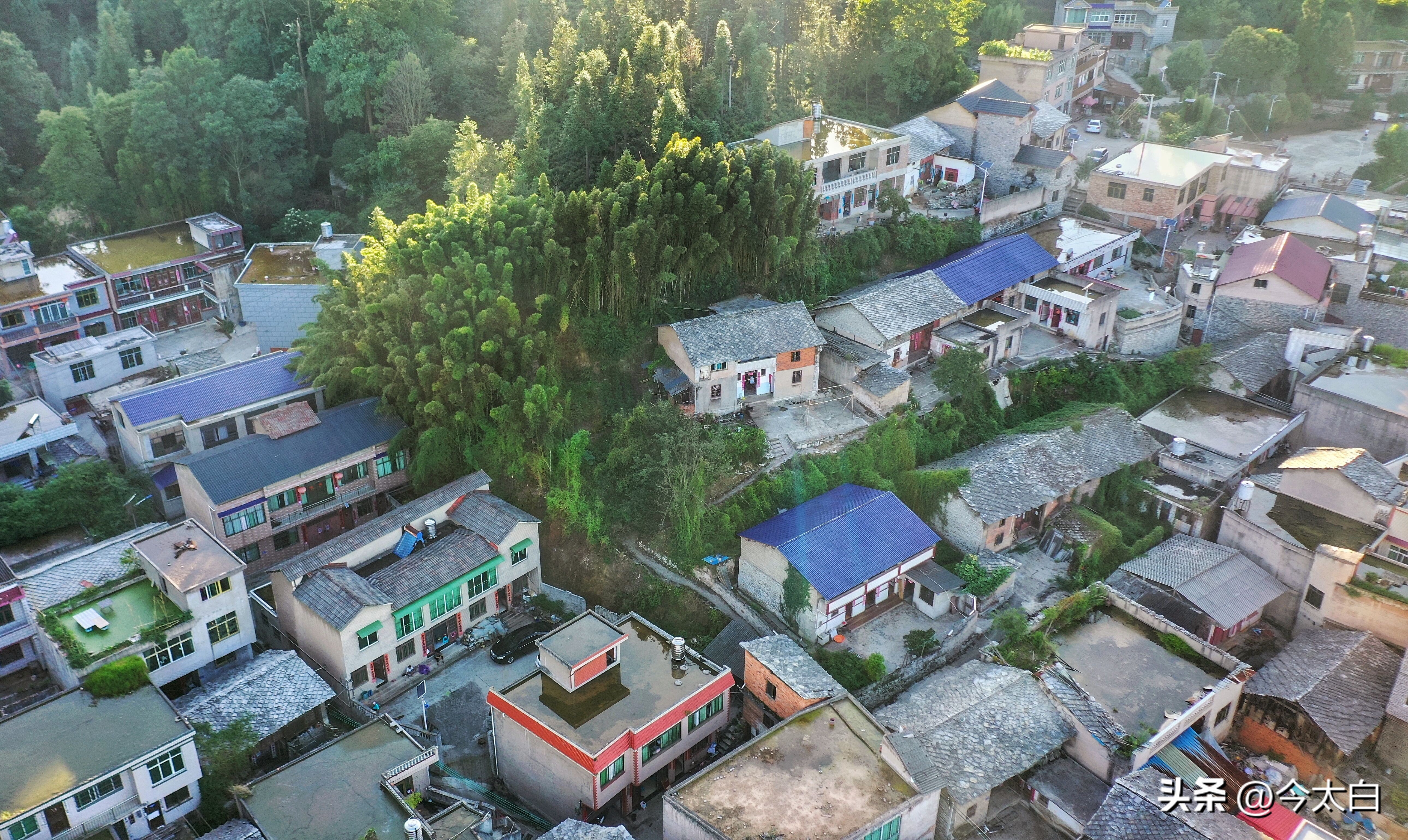 比黄果树瀑布还高8米,比黄果树还高6倍的瀑布