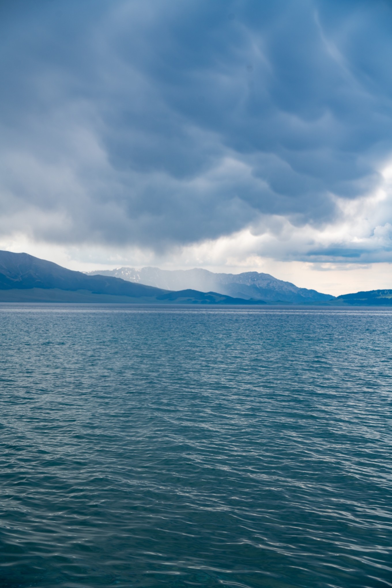 去新疆发现伊犁的美,世界之美尽在伊犁