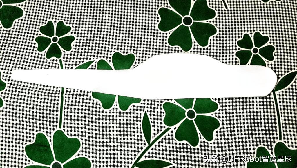 自制一架DHC-2海狸遥控飞机