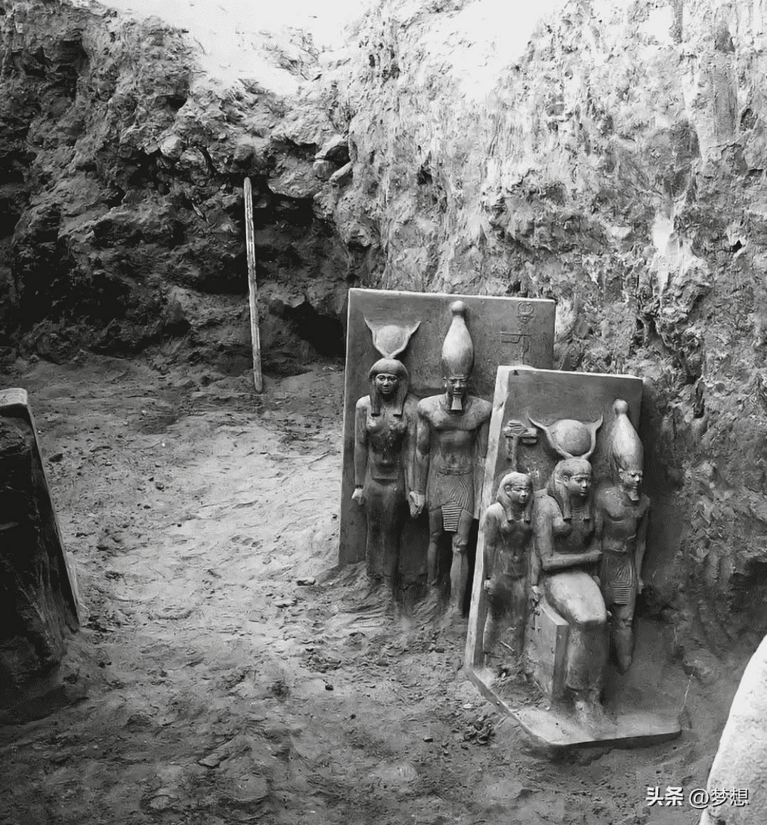 惊！日军日记曝光，*安妇慰**不顺从，日军竟用*刀刺**插入她的*体下**！