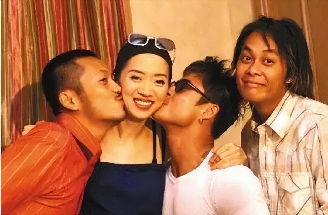 阔别家驹15载歌单,歌迷怀念家驹的歌曲