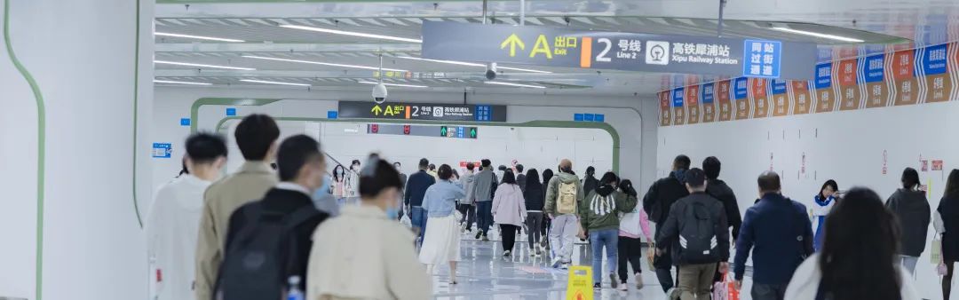 火到外国的视频评价,成都地铁火到国外评论