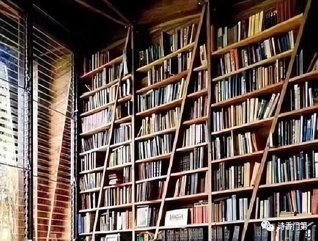 书店的坚守与情怀有错吗,书店坚守14年