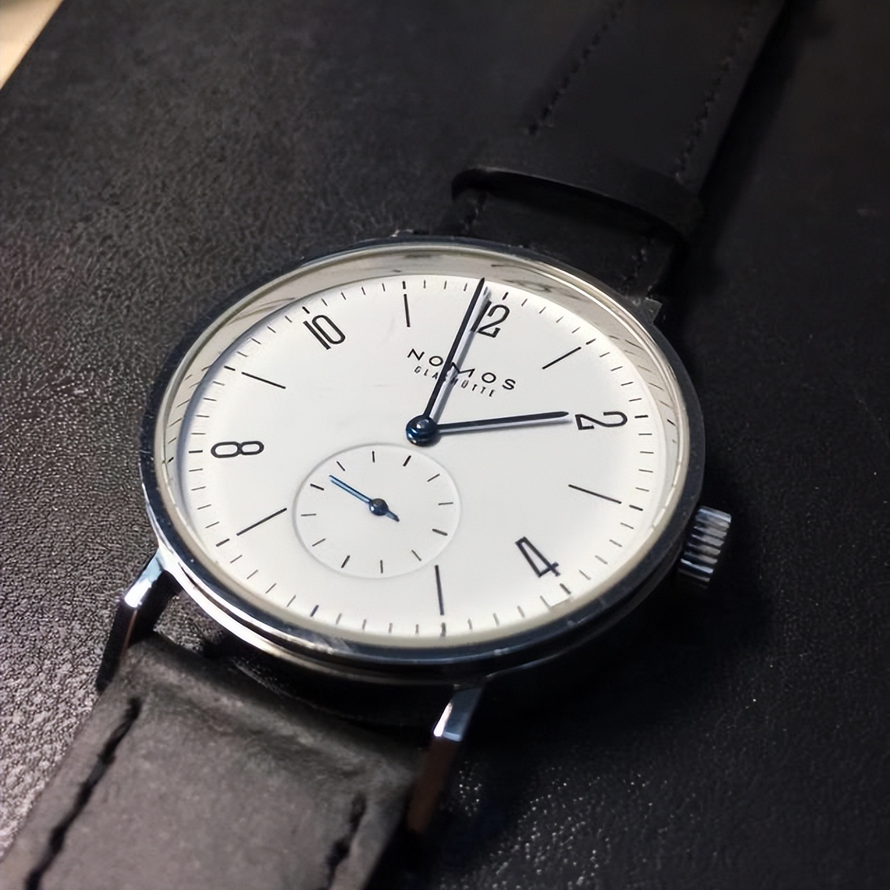 德国nomos诺莫斯手表怎么样,诺莫斯nomos180