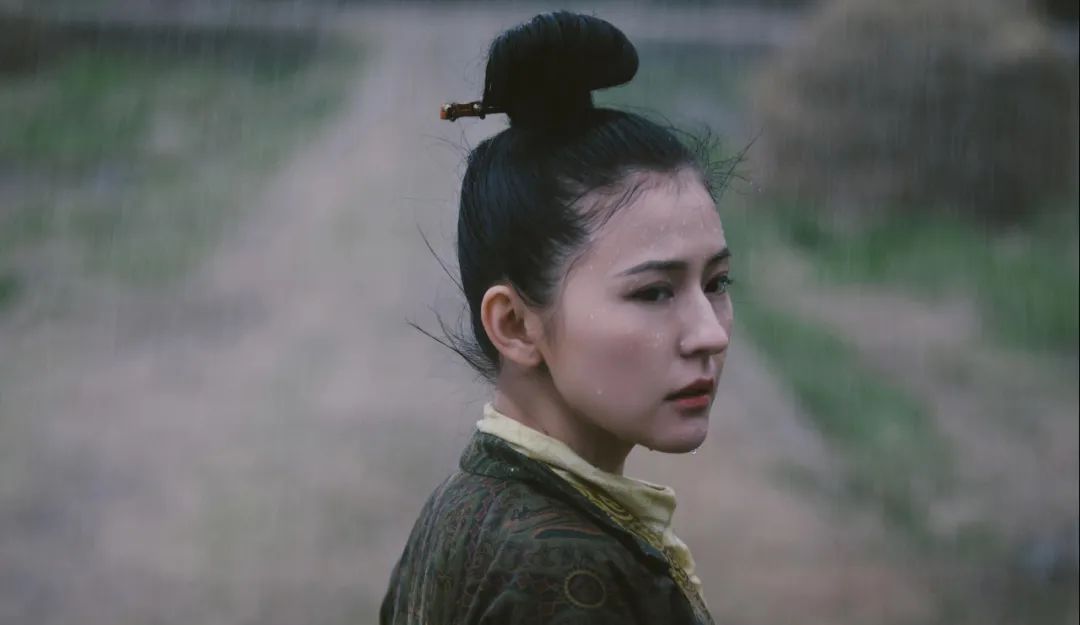 热依扎是单亲妈妈吗,热依扎演妈妈