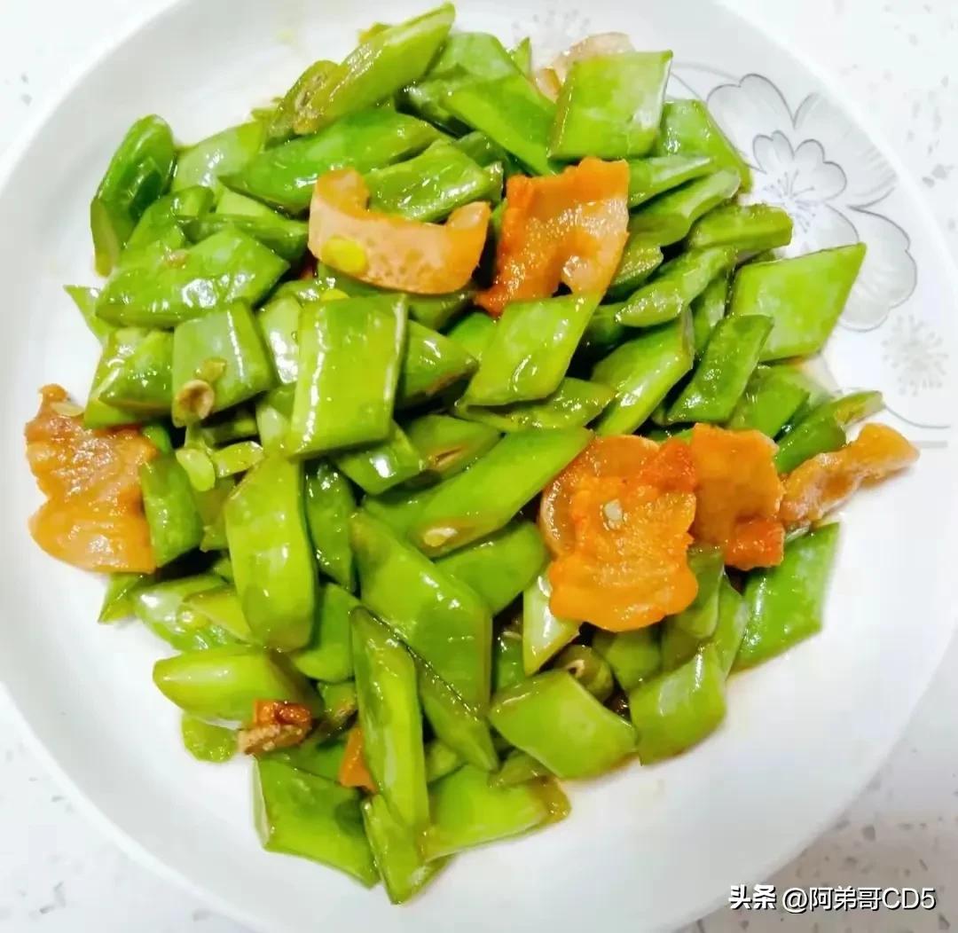 挑战365道不重样家常菜香菜拌牛肉,家常菜100道简单炒菜不重样9宫格