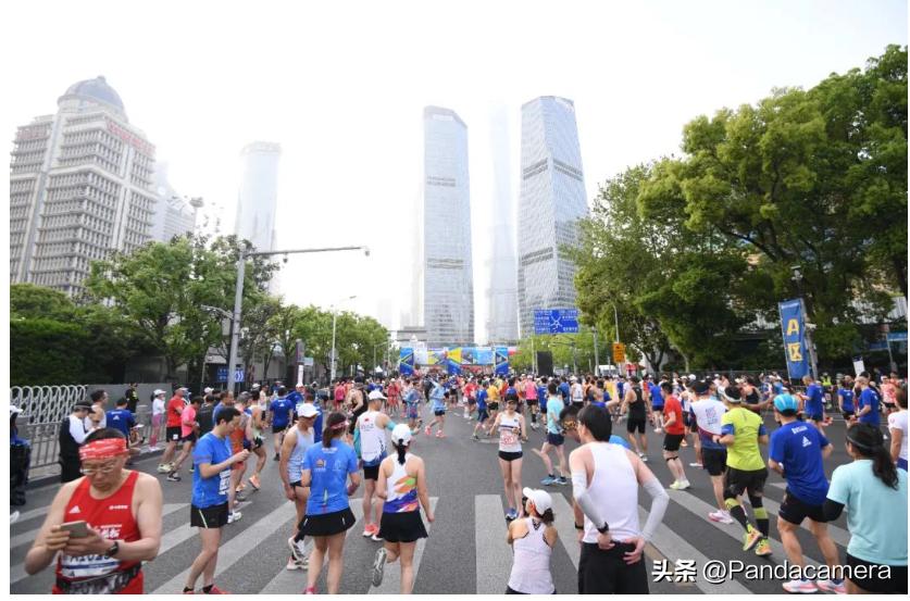上海半程国际马拉松,上海半程马拉松成功破2