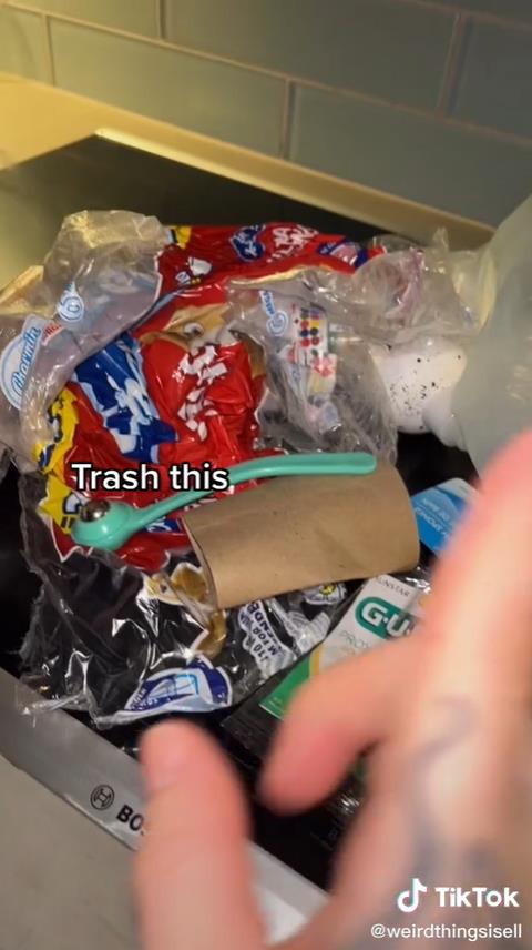 美国女子网售重口垃圾：灰尘脏水，指甲舌苔，真有人高价买？