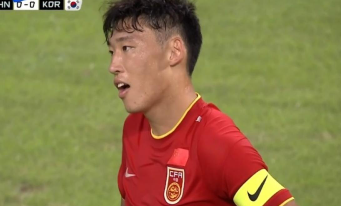 看得真是太难受了！0-3开门黑，中国队被别人压着打实力差距大