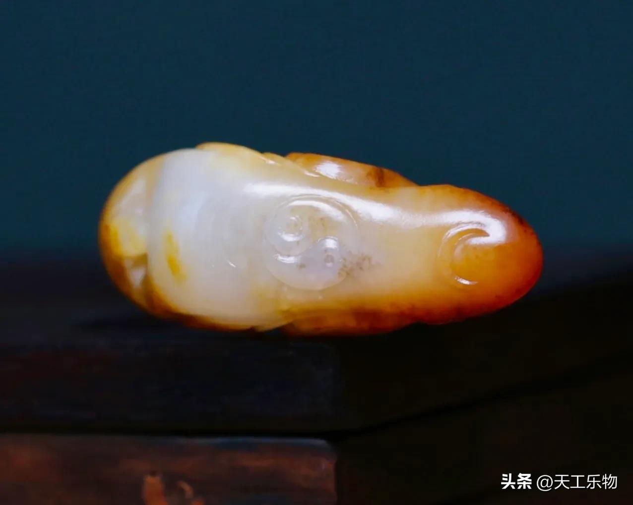 低端黄沁皮籽料值多少钱,籽料黄沁小精品