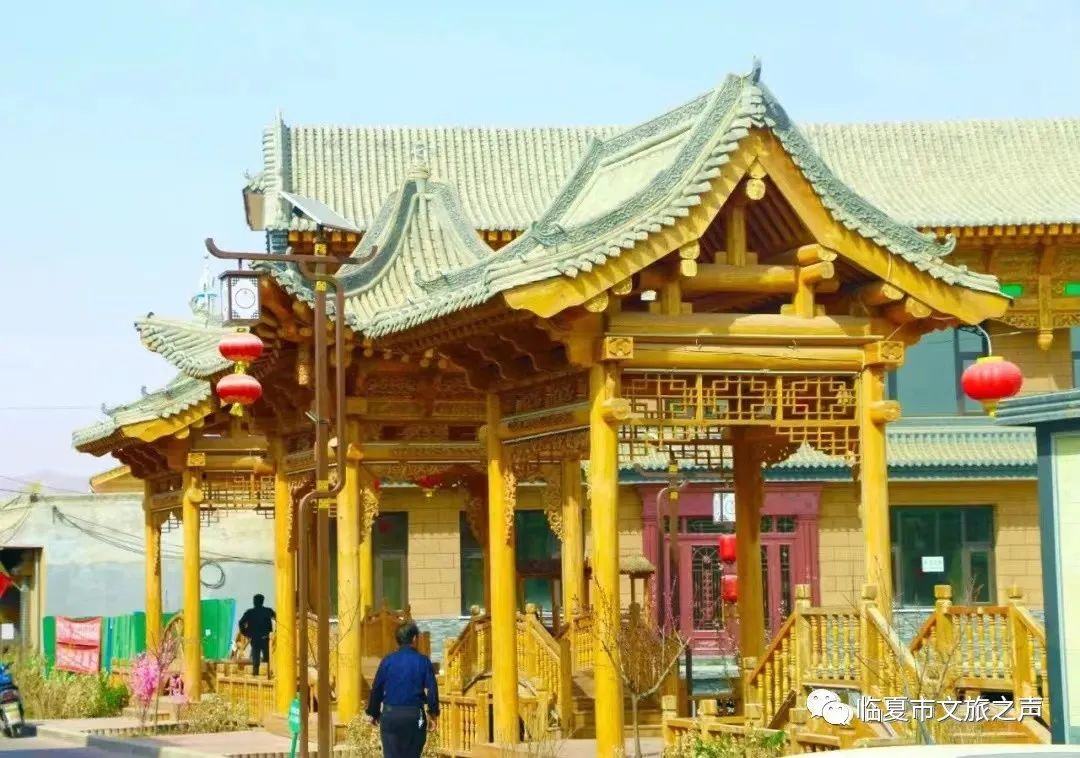 鑷寸編涓界殑灏忓煄涓村,杩欐槸鎴戠敓娲荤殑灏忓煄