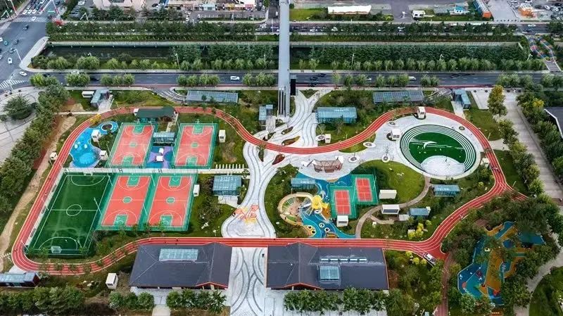 杩欐潯璺彲浠ヤ竴鐩磋蛋涓嬪幓,浠庢鍙互鍝佸皾浜洪棿鐑熺伀