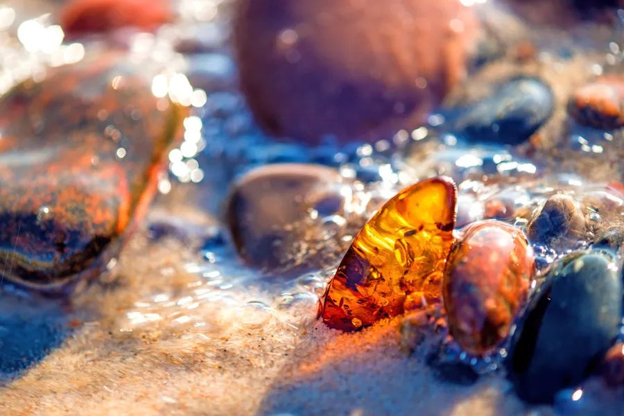 俄罗斯盛产什么宝石,俄罗斯出什么宝石