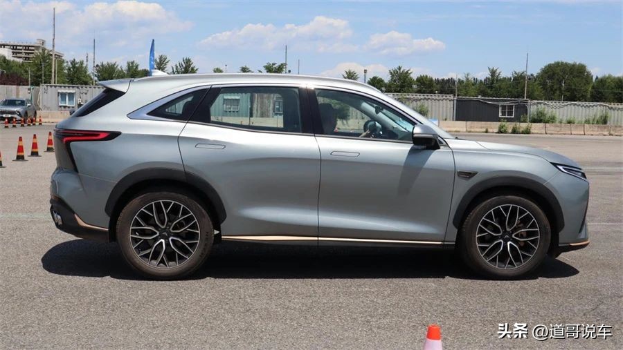 凯翼昆仑七座版本试驾,凯翼昆仑9.99万试驾视频