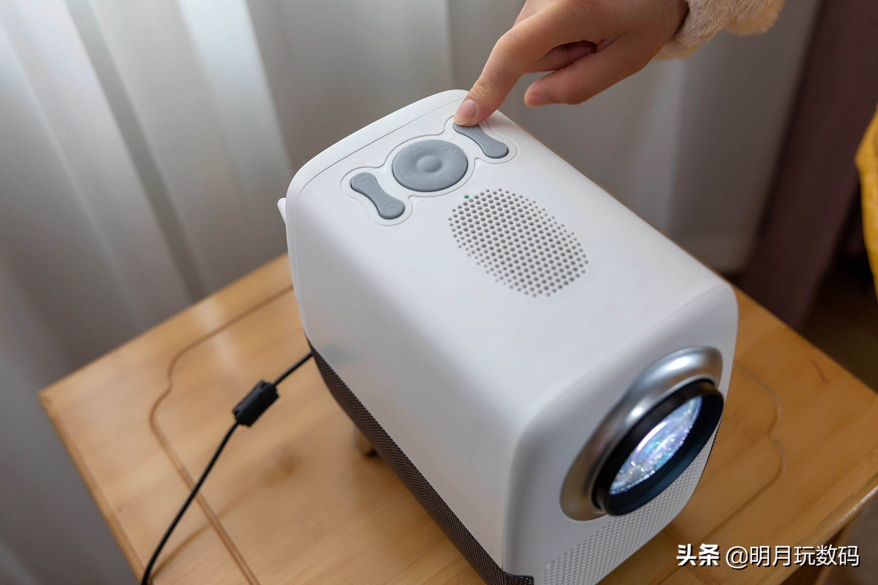 泰捷weboxt1投影仪和t1s怎么选,泰捷投影t1s缺点