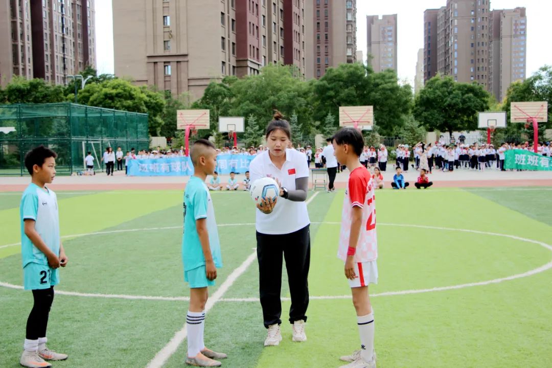 激情燃烧梦想飞扬——敕勒川绿地小学第三届“校长杯”校园足球赛暨2023年校园足球班级联赛开幕啦
