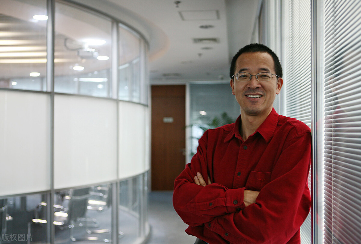 什么是爱情当代大学生的爱情观,大学不同时期的爱情观