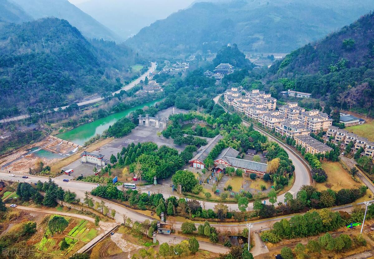 成都十大名寺,成都十大名山