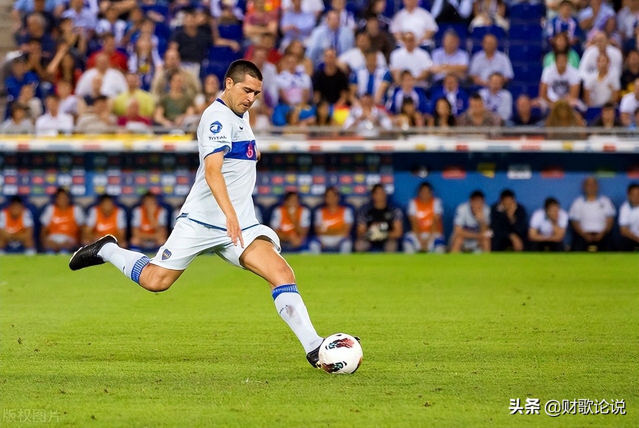 足球中场指挥官排名,足坛公认的中场大师