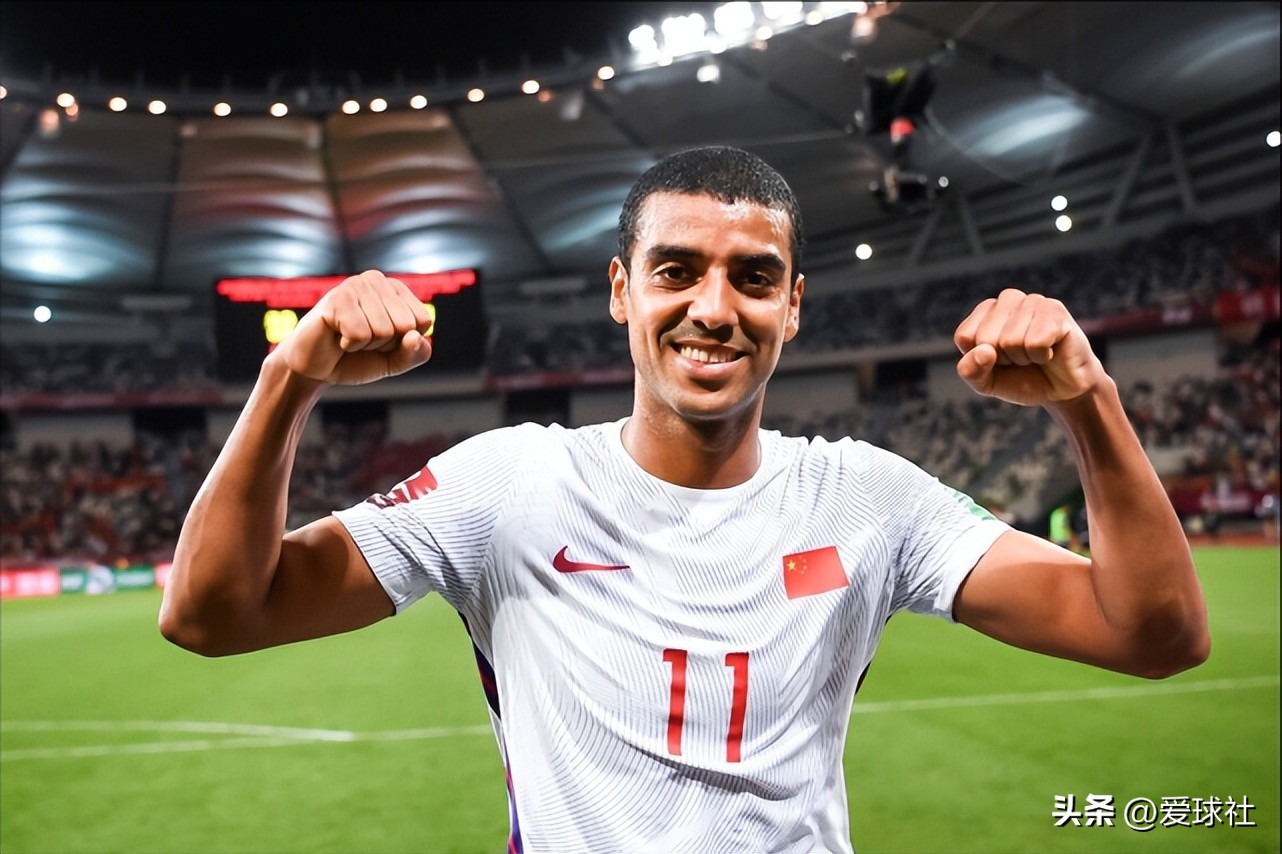 男足吃海参，代言费装进李铁腰包，看李铁如何做最强生意人