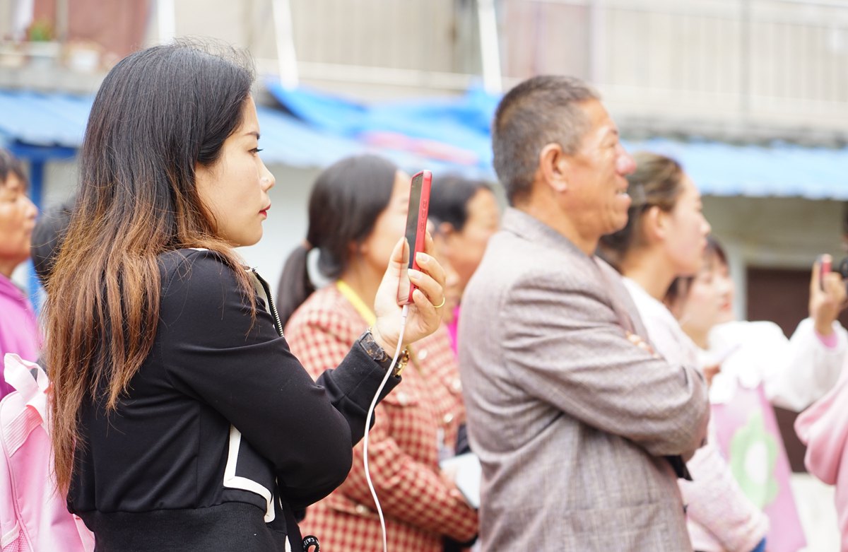 三岔镇中心幼儿园六一儿童活动,八甲镇中心幼儿园庆祝六一儿童节