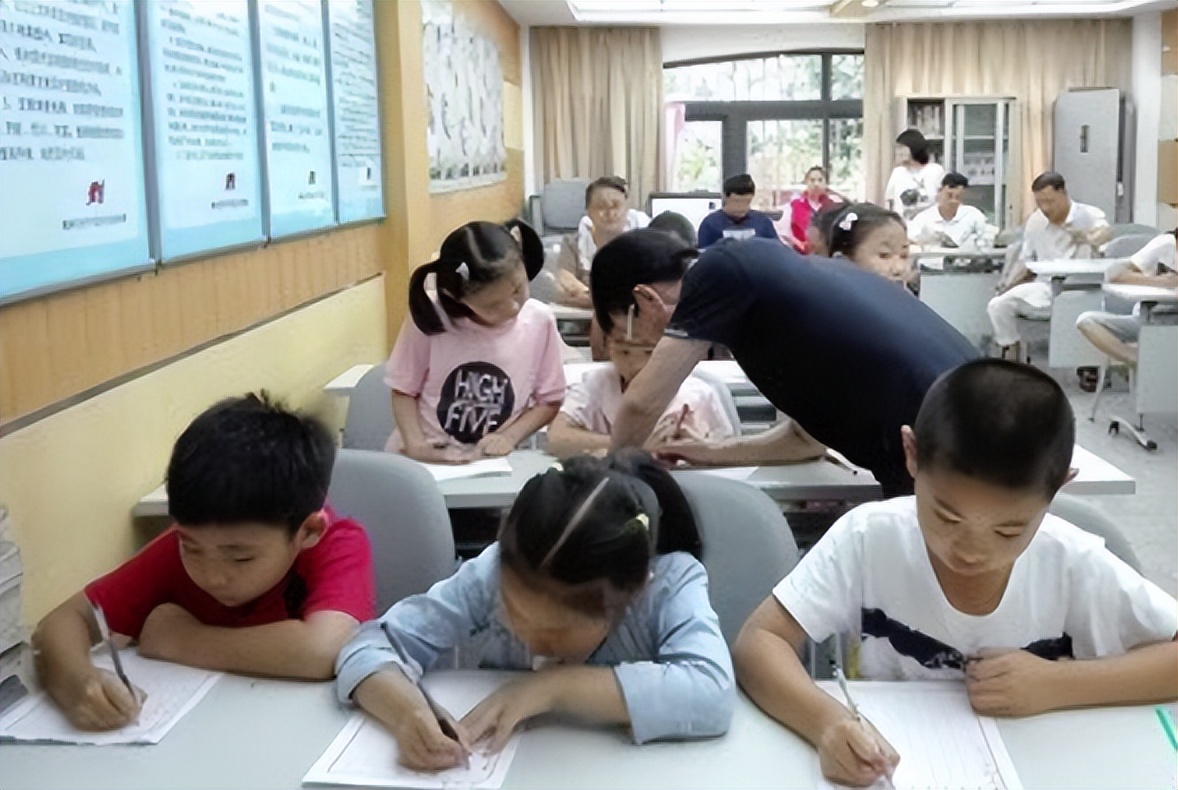 适合初中生的神仙字体教程大气,适合小学生写的神仙字体速成