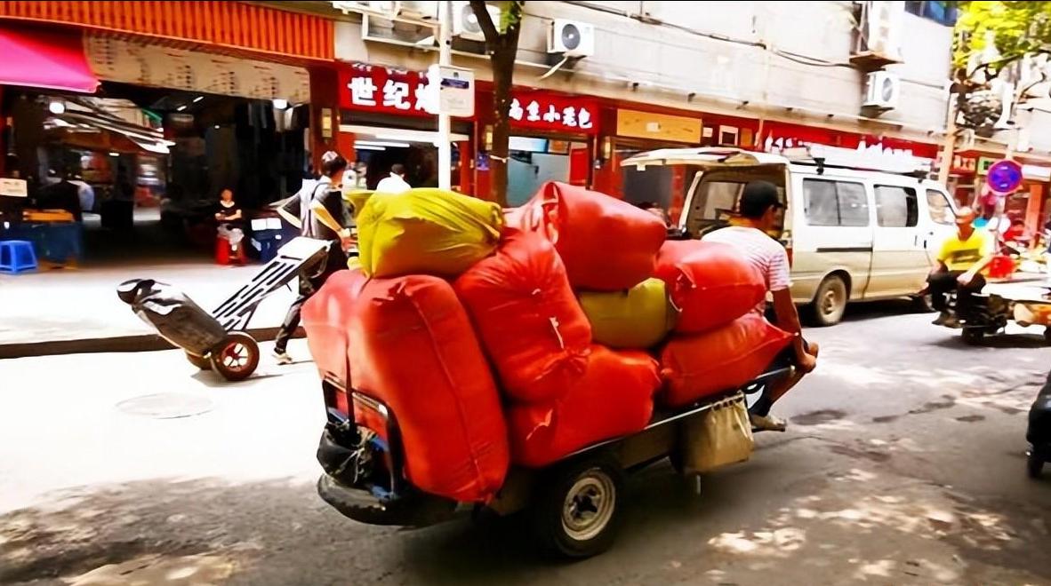 美军藏了多少战机军舰,美军在中国建有多少个兵工厂