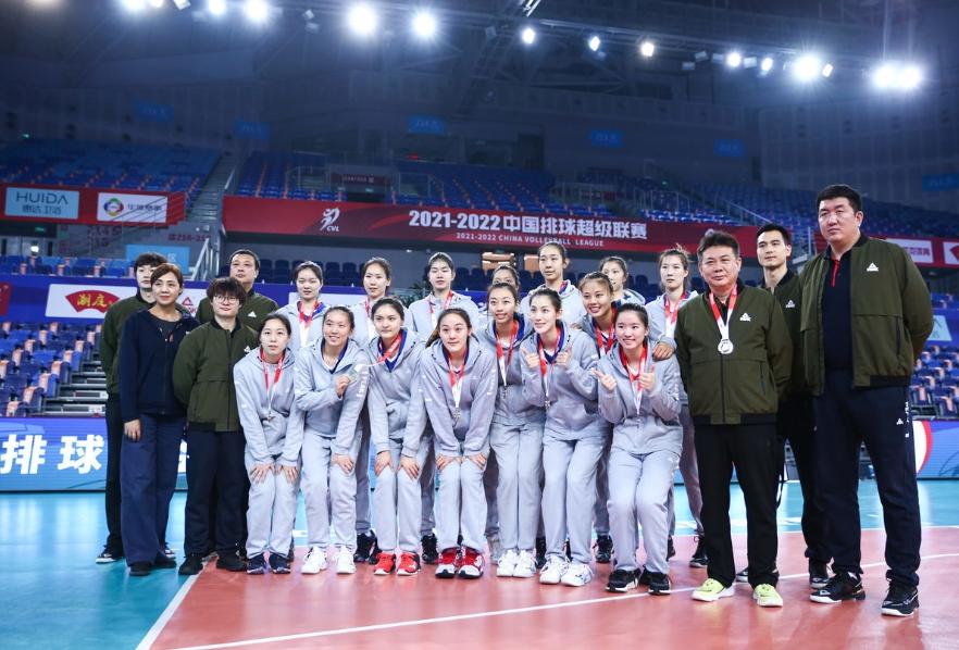 目前天津女排1比0领先,天津女排和江苏女排的实力