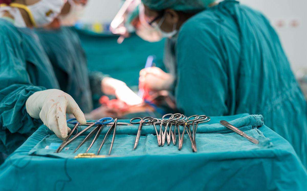 侧切跟撕裂哪个影响生活,侧切和撕裂对盆底肌有什么影响