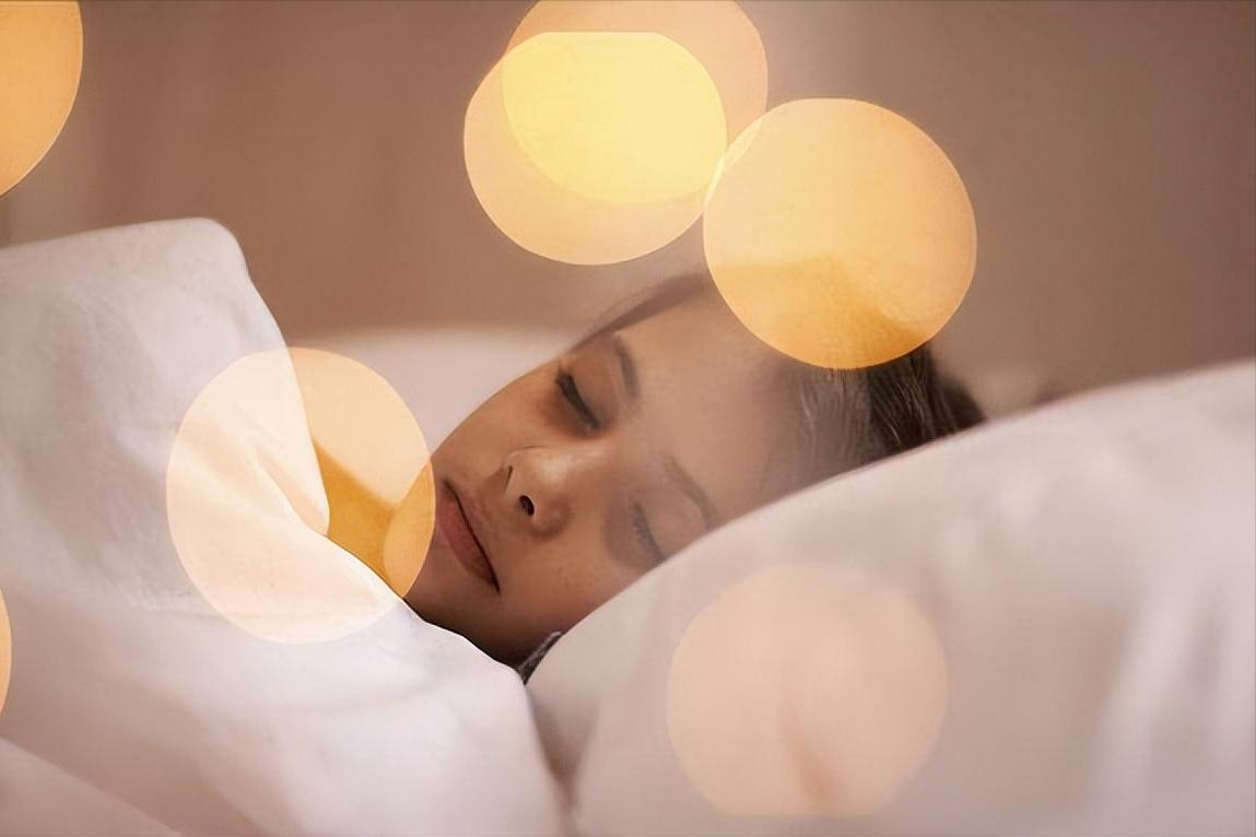 女人睡前脱掉“它”，可能尝到3个“甜头”！为了健康，不妨了解