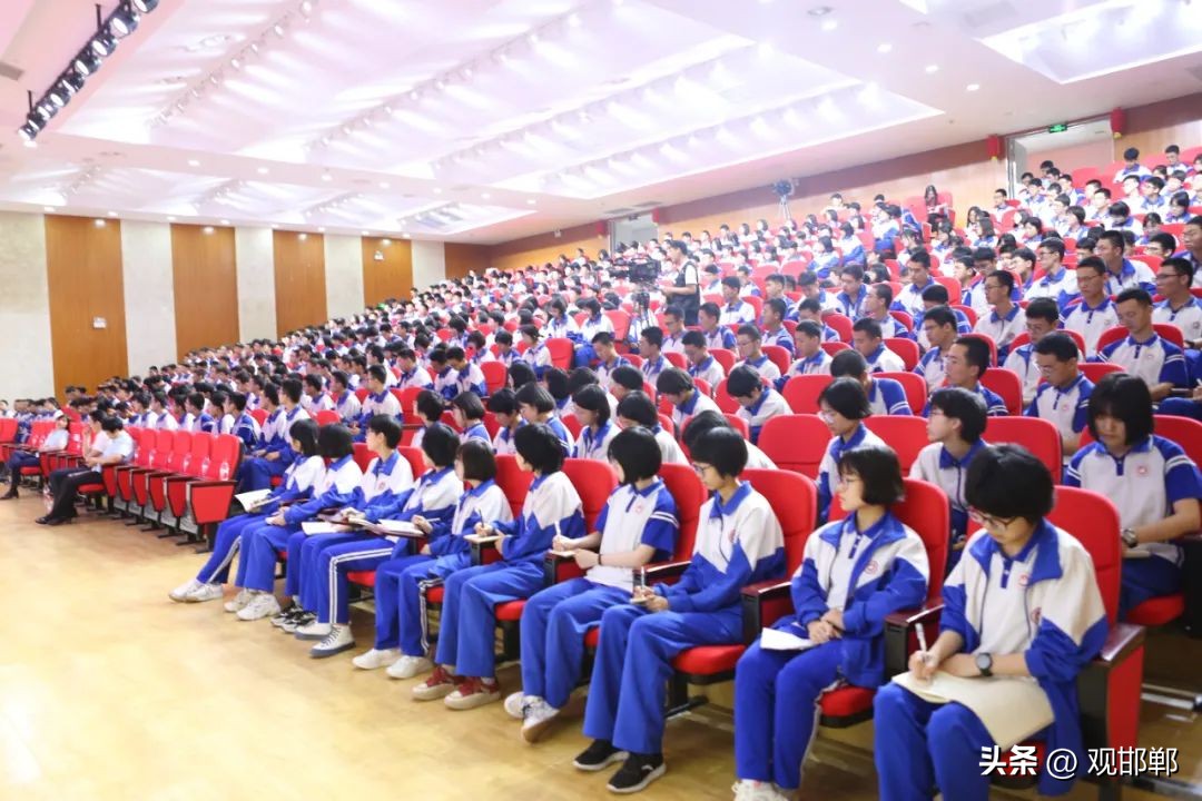 教育专家王金战简历,全国特级教师王金战