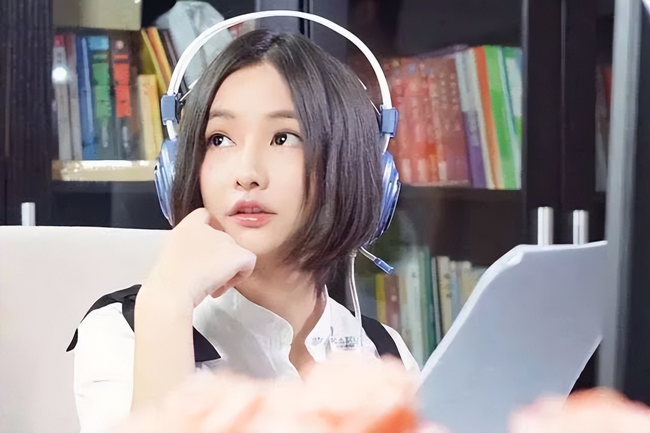 电竞冠军scarlett,wcs世界冠军总决赛