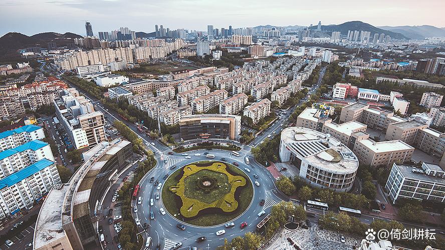 大连最繁华的步行街是哪个区,大连市以地名命名的路街