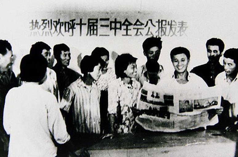 90年代人均桑塔纳，如今负债打工，“天下第一村”的经历令人唏嘘