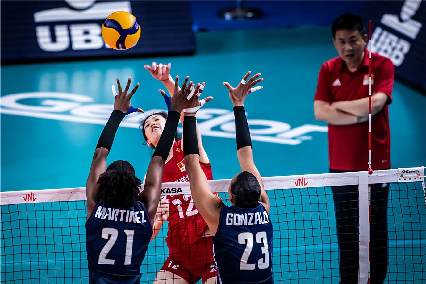 降维打击冠军,降维打击1