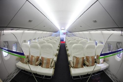 首架商业飞行的c919飞了几次了,飞美国的c919