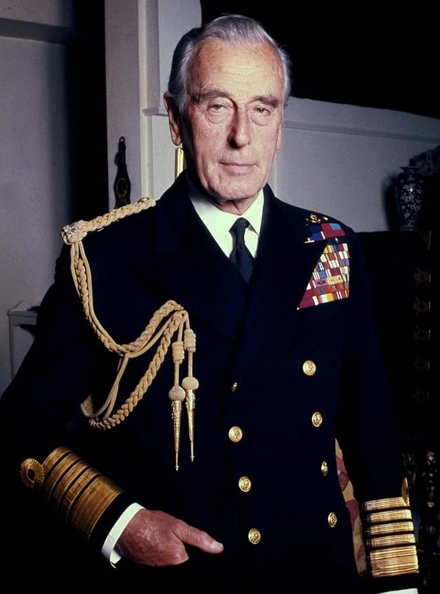 英国为阻止中国收回香港，准备了48颗原*弹子**，美国听完立刻拍板