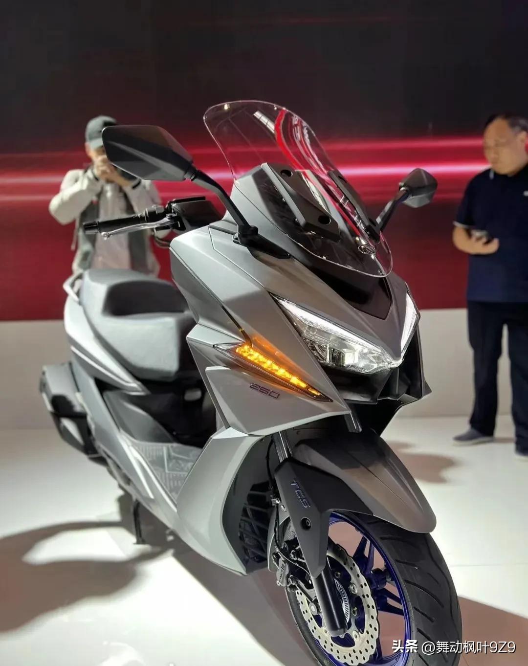 光阳st250踏板车,踏板250st纪念版