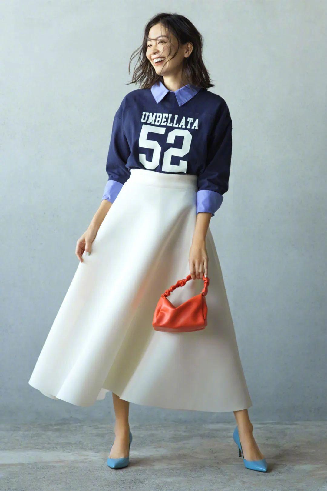 白卫衣叠穿什么衬衣好看,牛仔衬衣单穿叠穿都好看