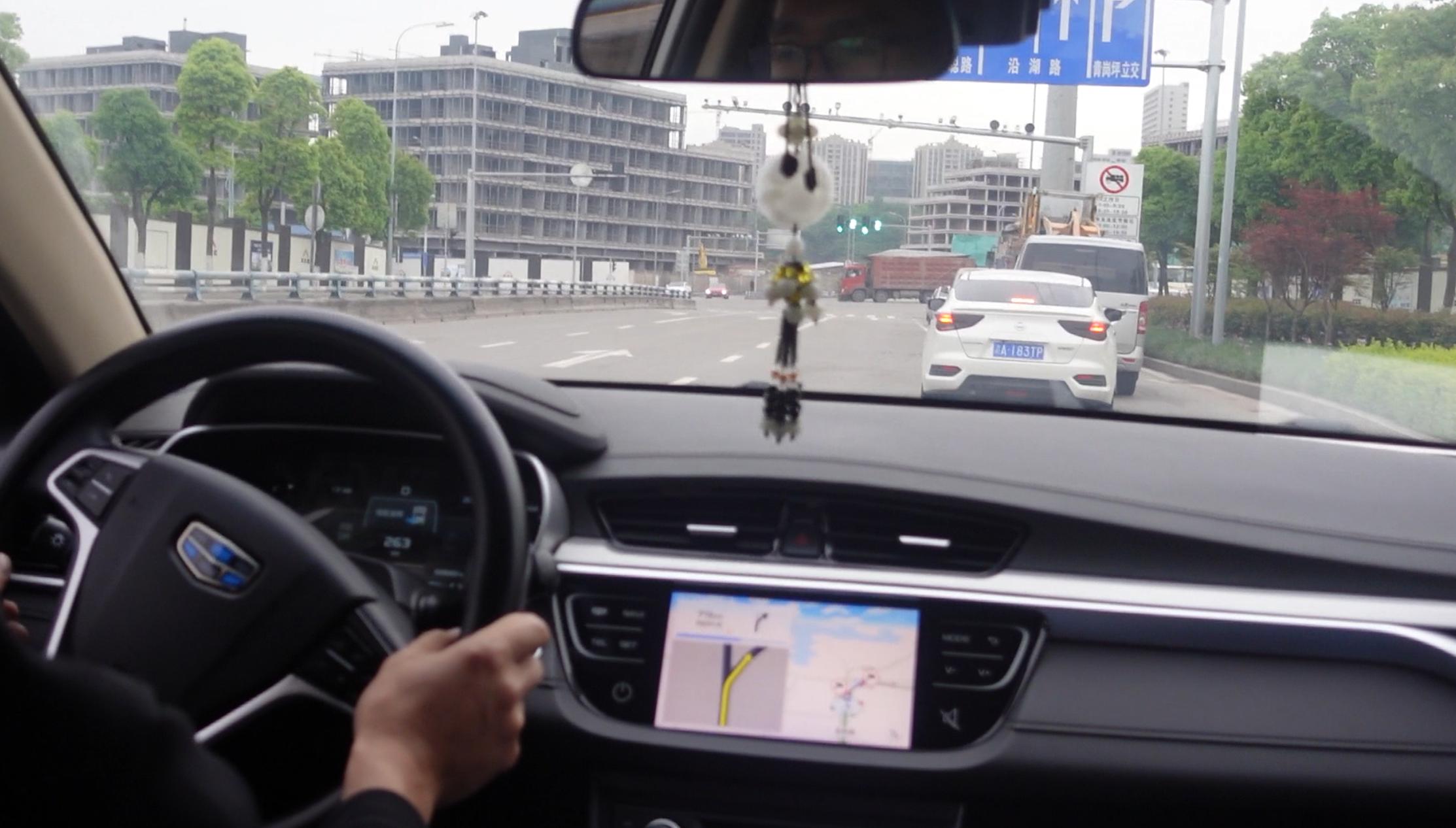 2015年吉利帝豪18万公里,5年7万公里的吉利帝豪还值得买吗