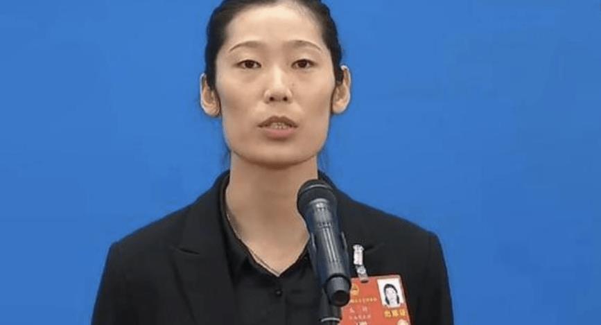 蔡斌评价朱婷打联赛,蔡斌朱婷比赛高兴视频